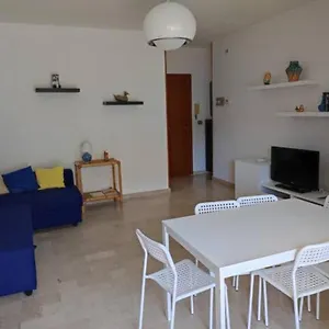 Quadrilocale Nuovissimo Con Parcheggio Privato /four-room, Super New, With Parking Appartamento Celle Ligure